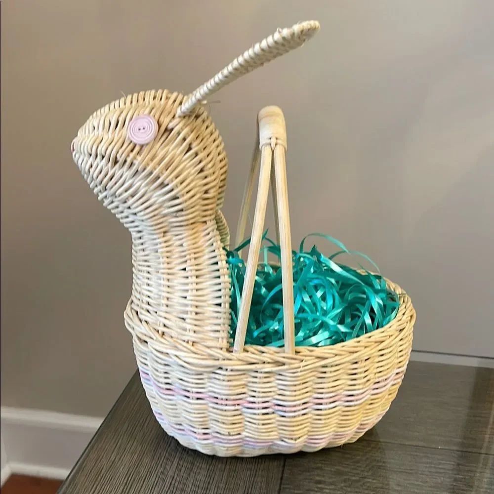 Vintage Bunny Rabbit Shaped Wicker Basket Easter Spring Home Decor Easter Basket